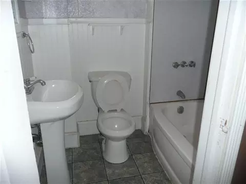 2103 E Sharp Ave, Spokane, WA 99202 photo 6