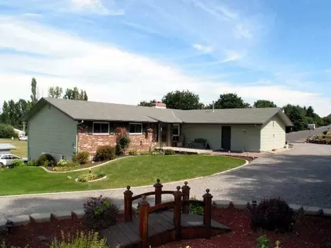 4218 E Stoneman, Mead, WA 99021 photo 1
