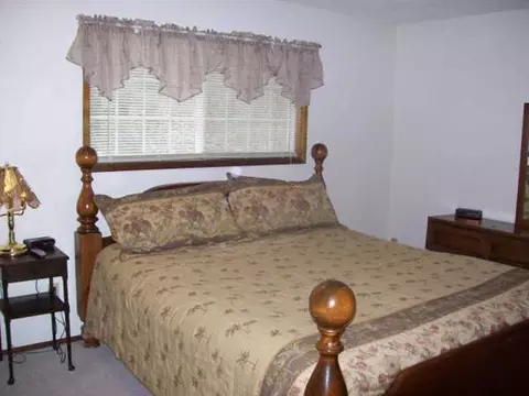 6816 E 14th Ave, Spokane Valley, WA 99212 photo 3