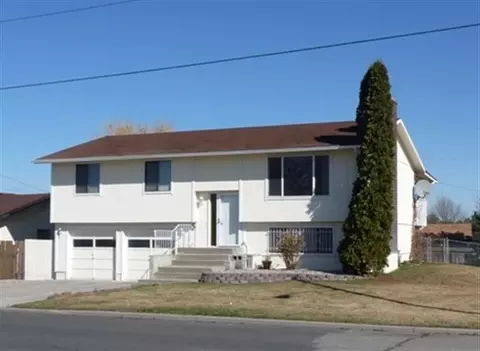547 E Cozza, Spokane, WA 99208 photo 1