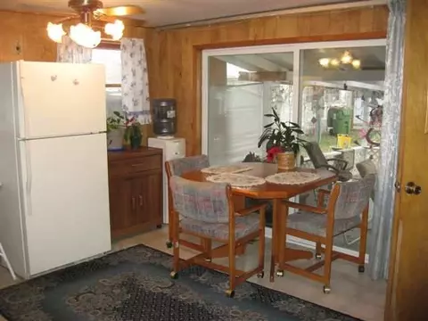 1731 Everett, Spokane, WA 99207 photo 4