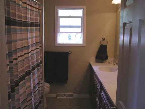 11601 E 12th Ave, Spokane Valley, WA 99206 photo 5