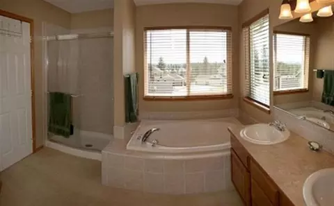 808 E Westcrest Rd, Spokane, WA 99208 photo 6