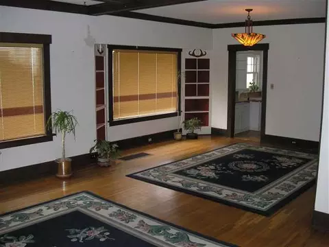 219 E 22nd, Spokane, WA 99203 photo 4