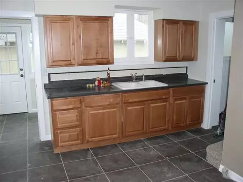 902 E 5th Ave, Spokane, WA 99202 photo 6
