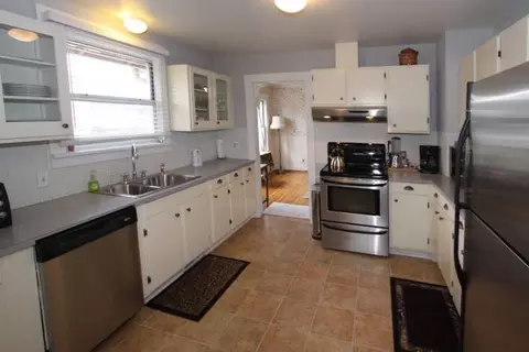 916 E 34th Ave, Spokane, WA 99203 photo 2