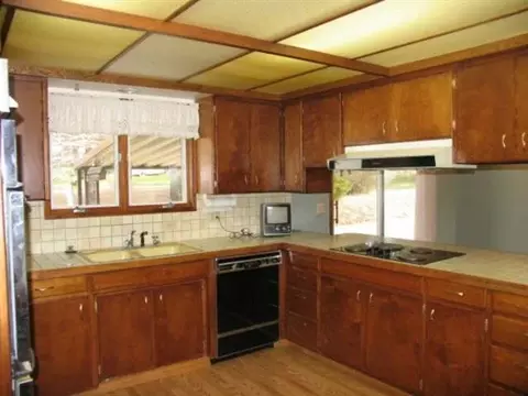 208 Margin, Endicott, WA 99125 photo 3