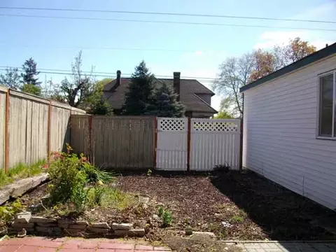 561 Everett, Spokane, WA 99207 photo 8