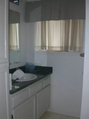 561 Everett, Spokane, WA 99207 photo 6