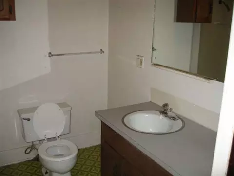2517 E 4th Ave, Spokane, WA 99204 photo 8