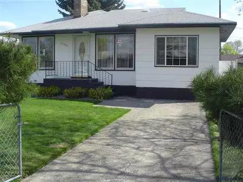 1506 E Dalke, Spokane, WA 99208 photo 2