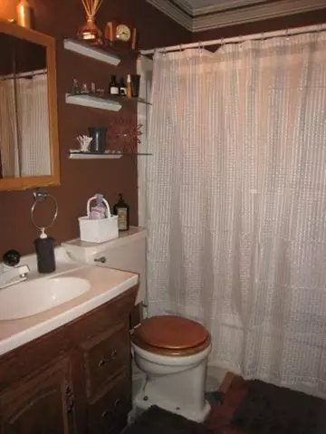 1012 E Hoffman Ave, Spokane, WA 99207 photo 8