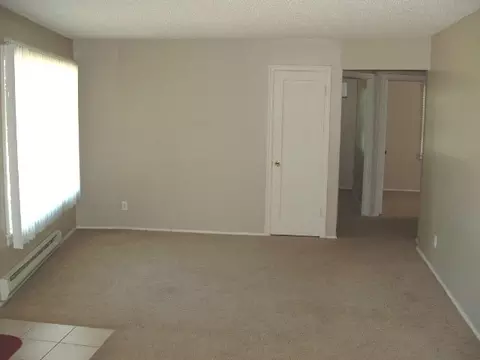 528 E Dave Ct, Spokane, WA 99208 photo 3