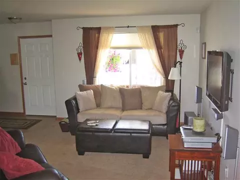 1613 E Beacon Ln, Spokane, WA 99217 photo 2