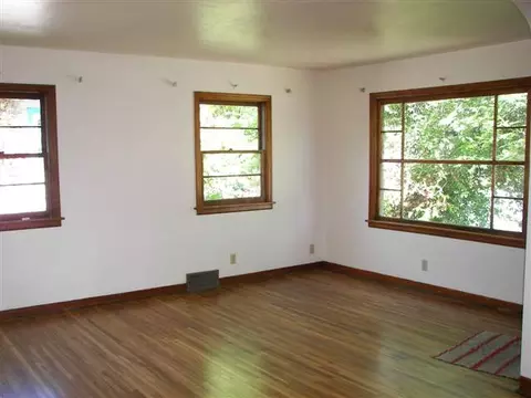 2002 Empire Ave, Spokane, WA 99207 photo 2