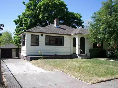 2002 Empire Ave, Spokane, WA 99207 photo 1
