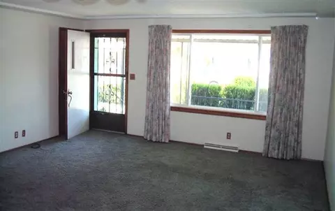 308 E Queen, Spokane, WA 99207 photo 2