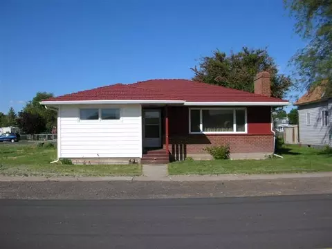 112 E St, Endicott, WA 99125 photo 1