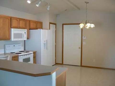 10201 E 17th Ln, Spokane Valley, WA 99206 photo 3