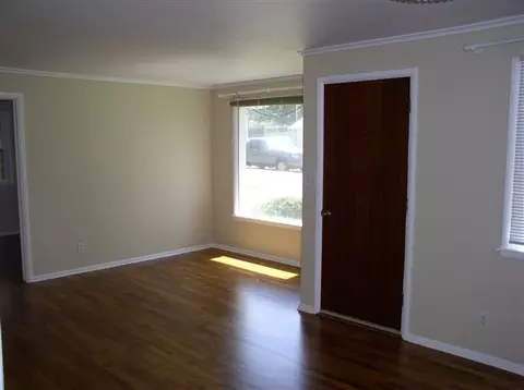 3917 E 9th Ave, Spokane, WA 99202 photo 3