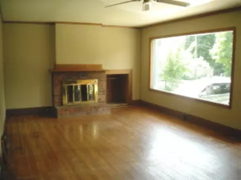 417 E 26th Ave, Spokane, WA 99203 photo 2