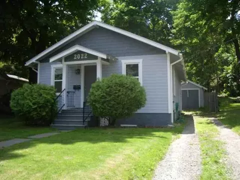 2022 E 15th Ave, Spokane, WA 99203 photo 1