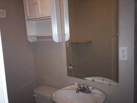 548 E North, Spokane, WA 99207 photo 6