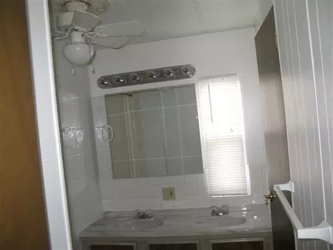 1209 E Lyons Apt 222 Ave, Spokane, WA 99208 photo 6