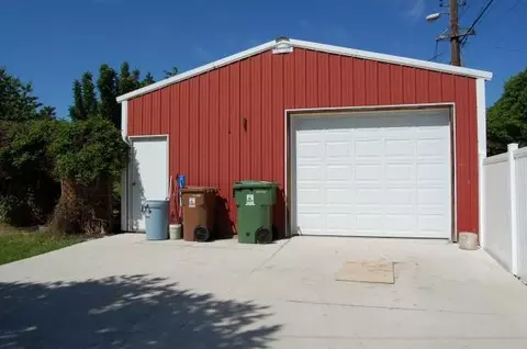 559 E Crown Ave, Spokane, WA 99207 photo 8