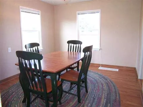 927 E Sanson, Spokane, WA 99207 photo 4