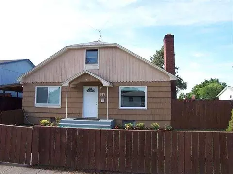 927 E Sanson, Spokane, WA 99207 photo 1