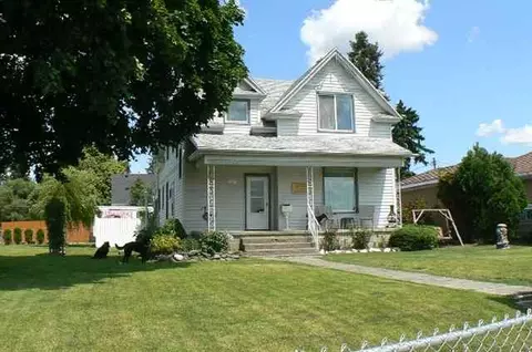 2403 E Illinois, Spokane, WA 99207 photo 1