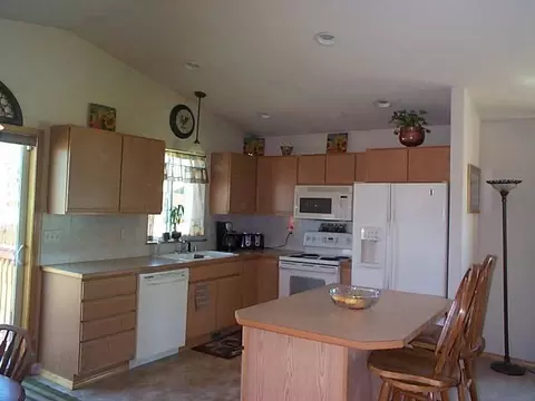 4611 E 13th Ave, Spokane Valley, WA 99212 photo 4