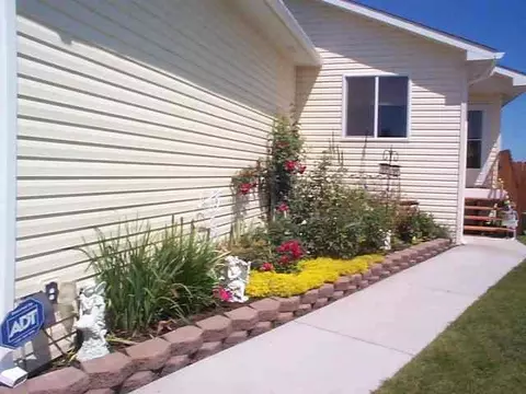 4611 E 13th Ave, Spokane Valley, WA 99212 photo 2