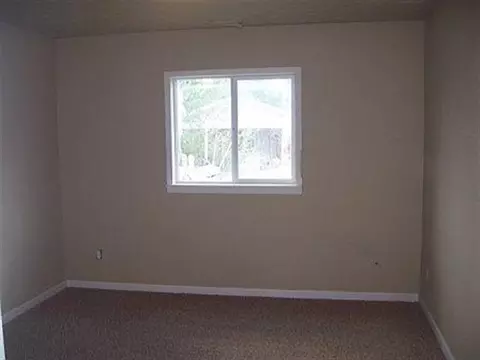 1027 E Wabash Ave, Spokane, WA 99207 photo 6
