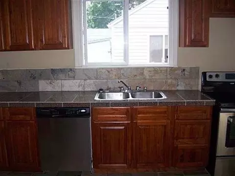 1027 E Wabash Ave, Spokane, WA 99207 photo 3