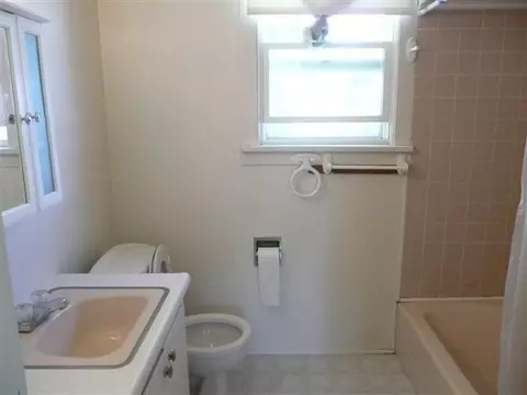 10815 E 4th Ave, Spokane Valley, WA 99206 photo 6
