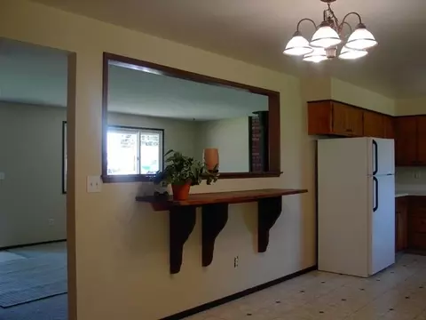 10516 E 15th Ave, Spokane Valley, WA 99206 photo 8