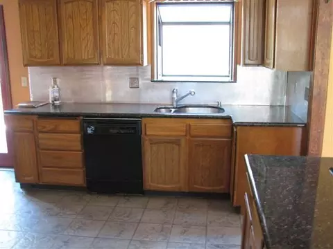 1317 E Miller Rd, Spangle, WA 99031 photo 2