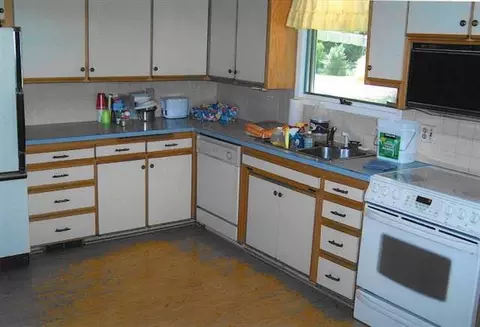 8021 E Buckeye Ave, Spokane Valley, WA 99212 photo 2