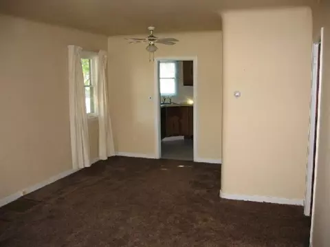 603 E Hoffman, Spokane, WA 99207 photo 3