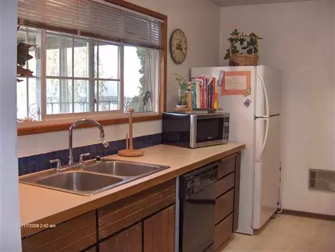 509 E Maxine Ave, Spokane, WA 99218 photo 2