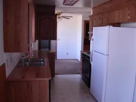 11705 E 16th Ave, Spokane Valley, WA 99206 photo 2