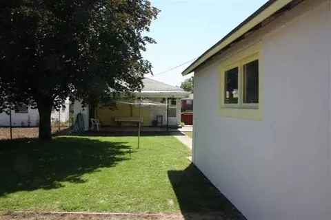 1323 E Sanson Rd, Spokane, WA 99207 photo 9