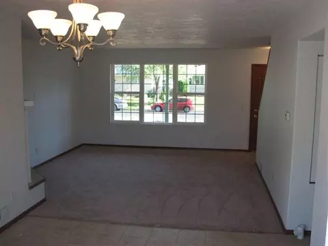 1109 E Queen Ave, Spokane, WA 99207 photo 4