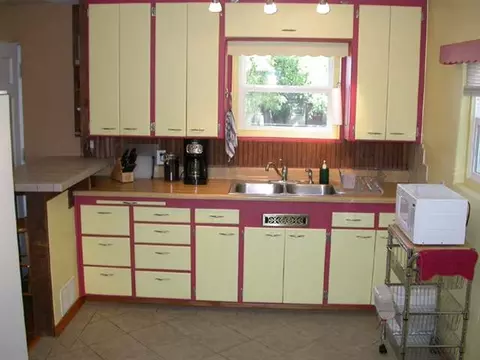 2418 E Longfellow, Spokane, WA 99207 photo 2