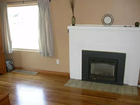 2418 E Longfellow, Spokane, WA 99207 photo 6
