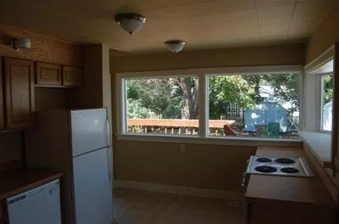 2203 E Rowan Ave, Spokane, WA 99207 photo 3