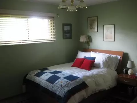 2329 E Marshall Ave, Spokane, WA 99207 photo 5