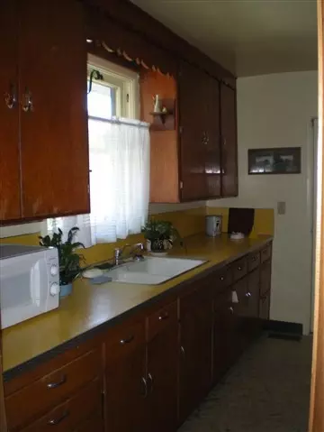 3703 E 6th Ave, Spokane, WA 99202 photo 4